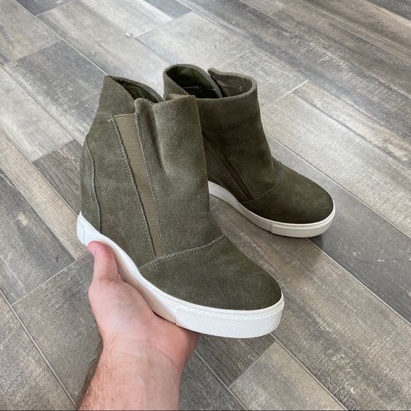 steve madden lazaruss wedge sneakers